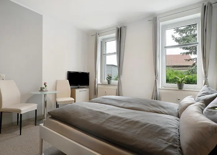 Zum Alten Bahnhof Apartment *