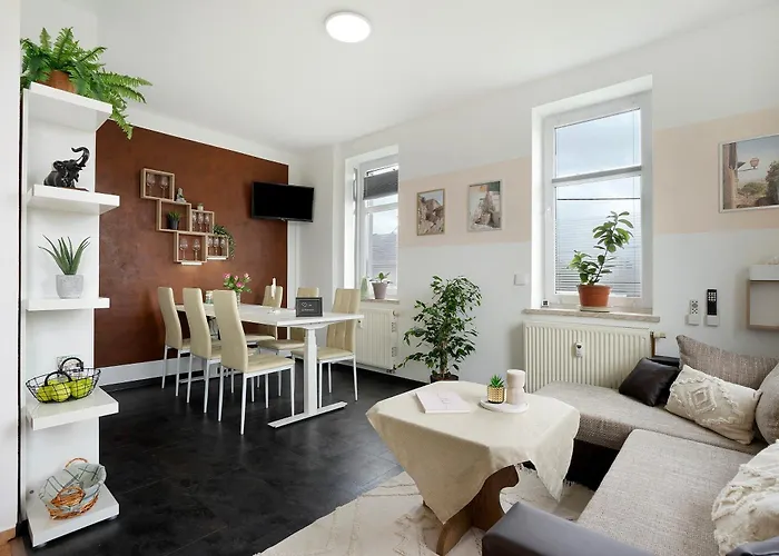 Zum Alten Bahnhof Apartment *